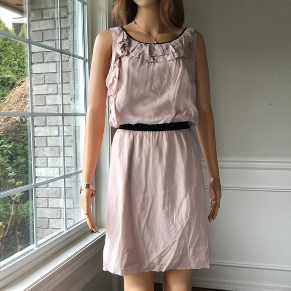 Ann Taylor Dresses & Skirts - ANN TAYLOR Silk sleeveless ruffle Dress
